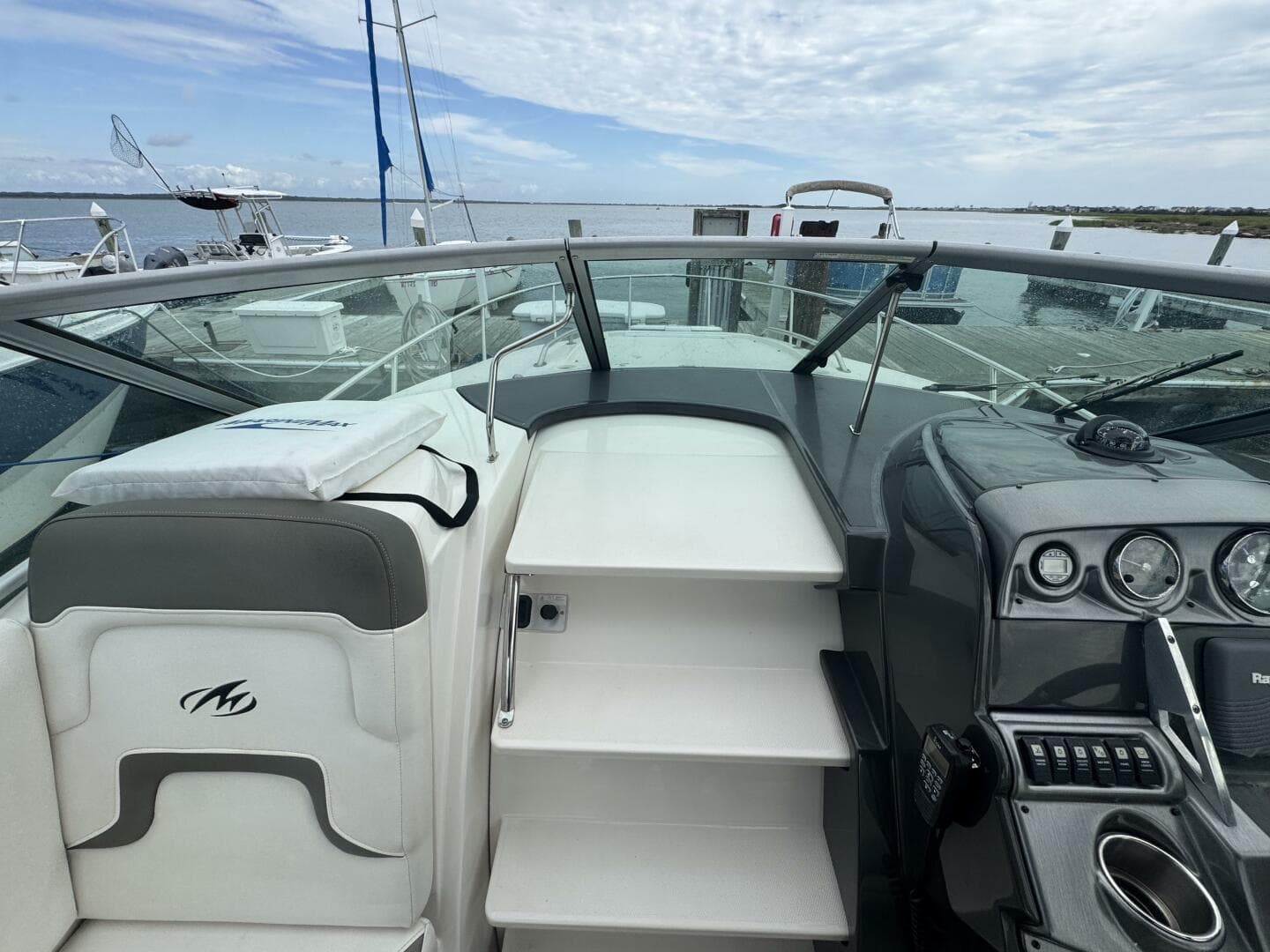 2013 Monterey 260 SCR