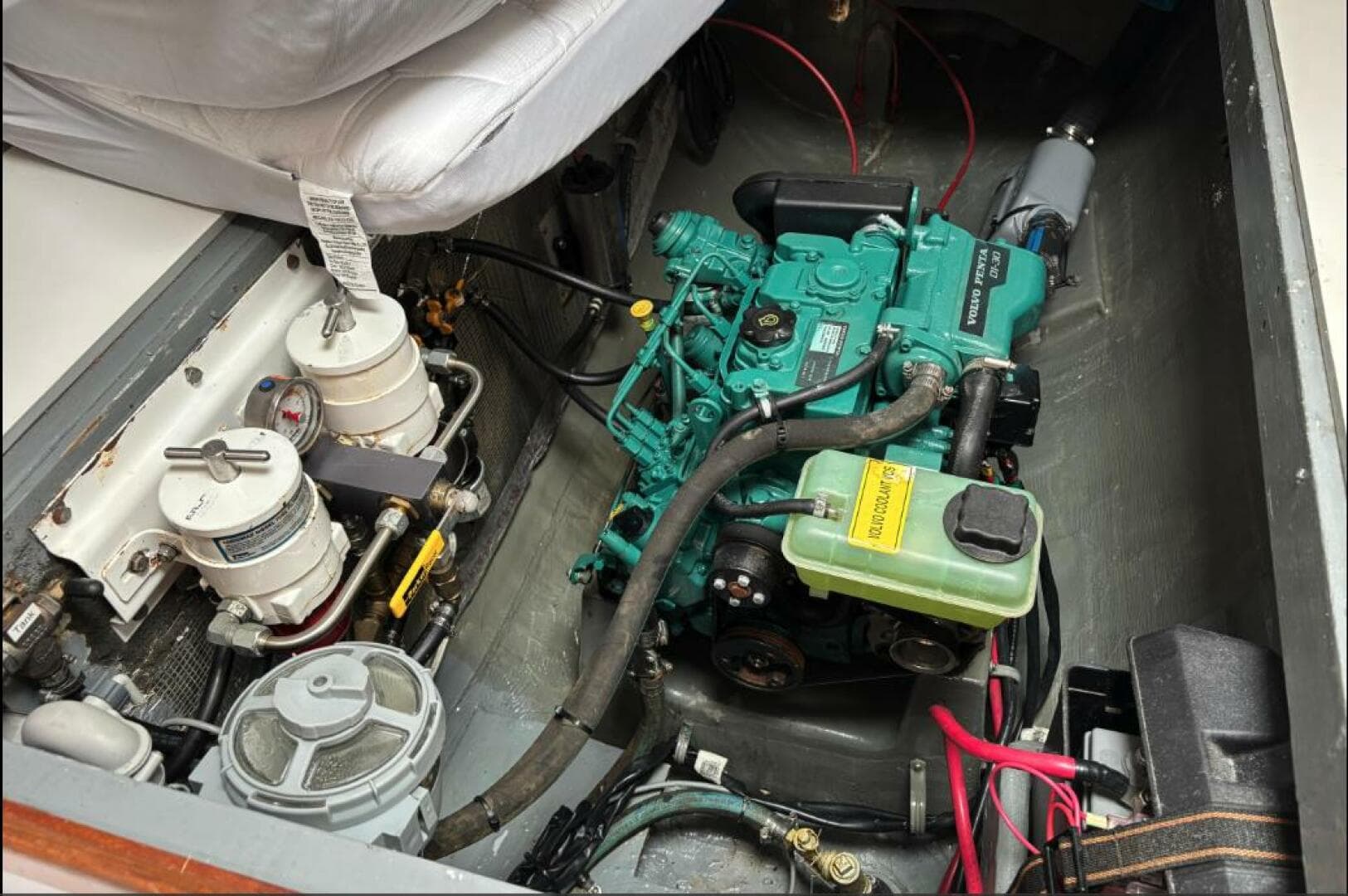 1999 Manta 40 Sail Catamaran