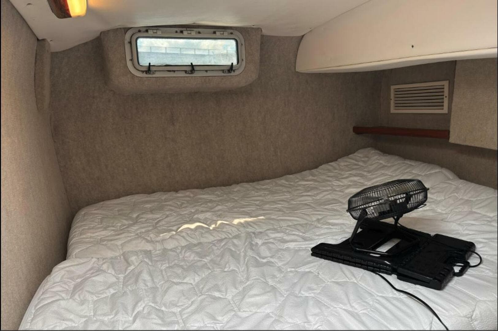 1999 Manta 40 Sail Catamaran