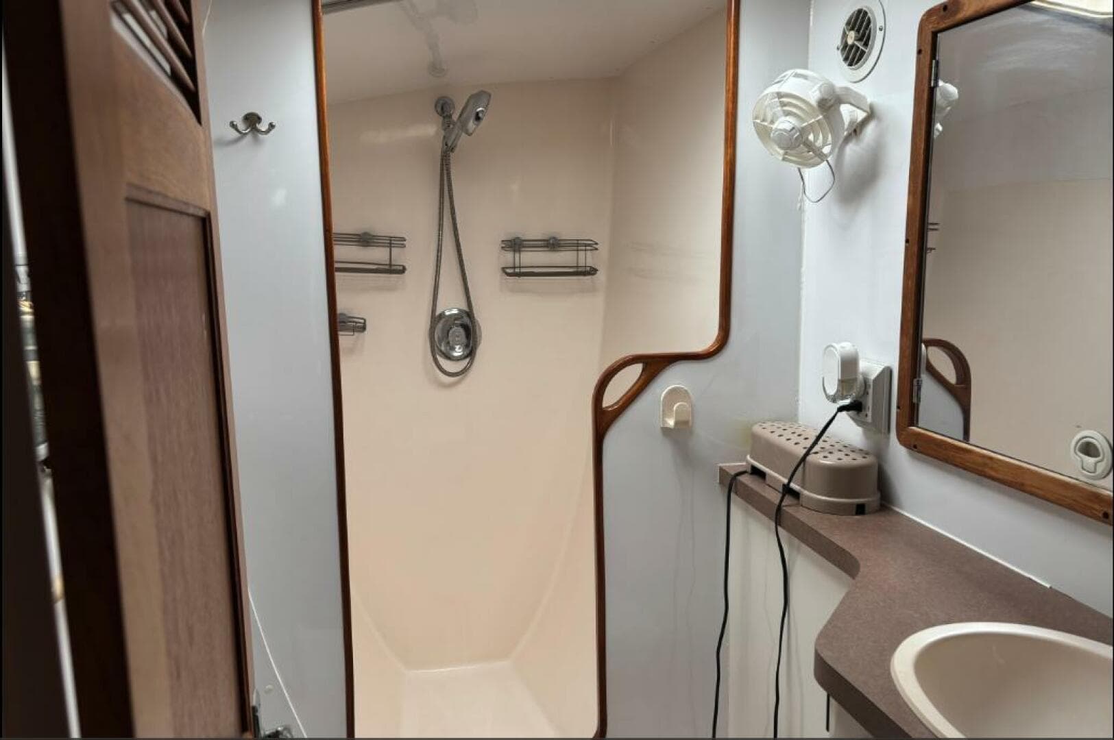 1999 Manta 40 Sail Catamaran