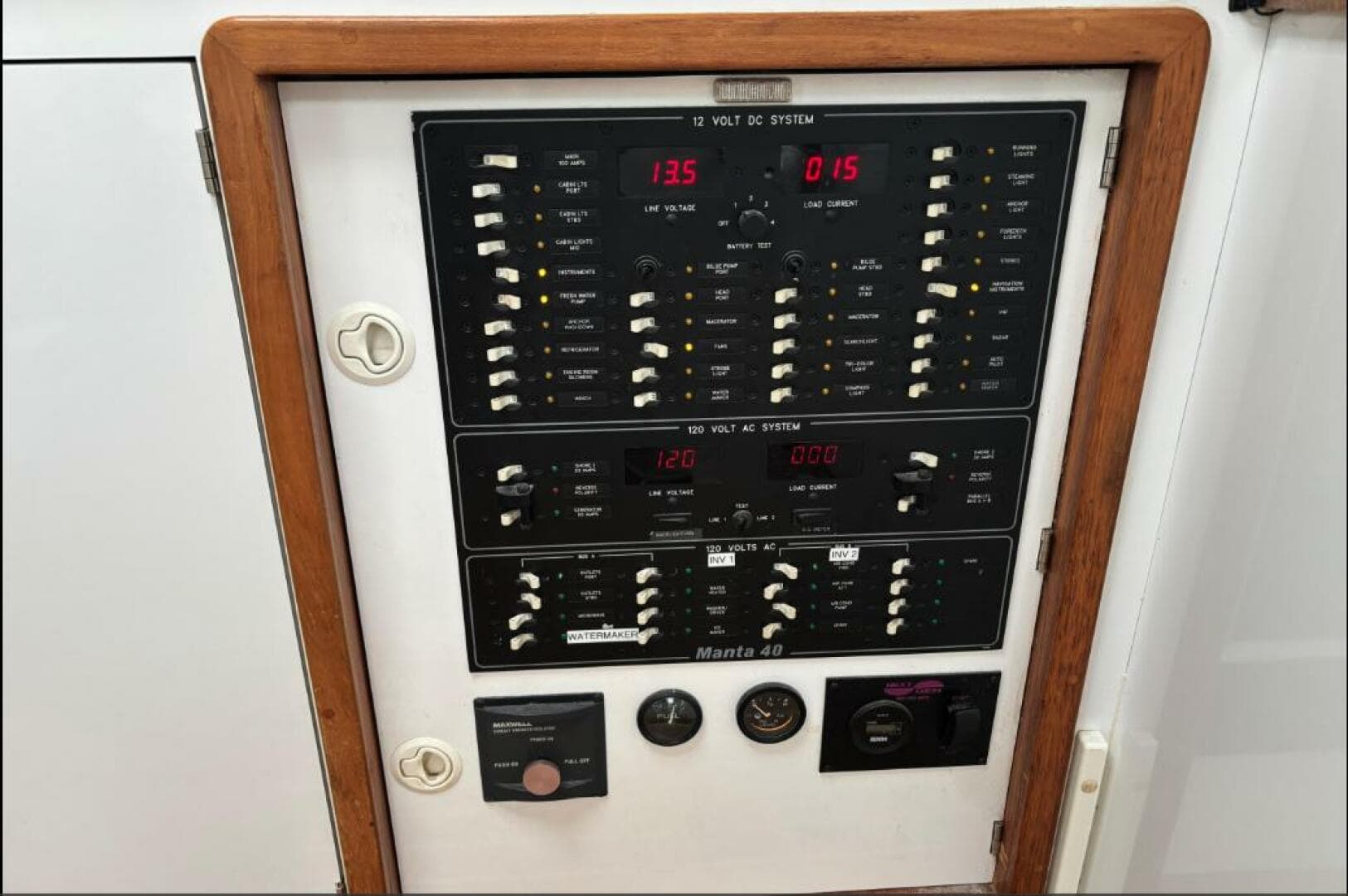 1999 Manta 40 Sail Catamaran