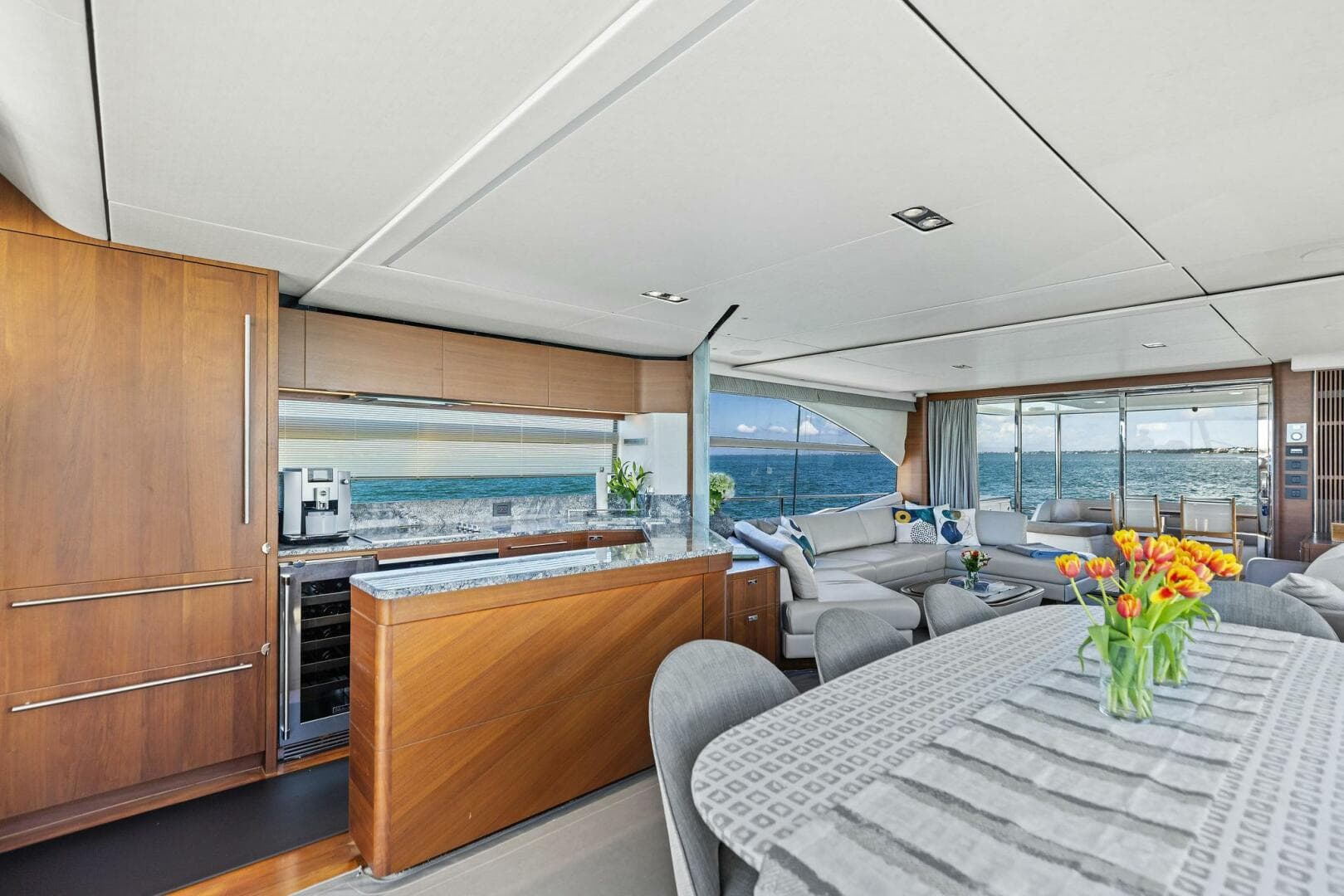 2018 Princess Y75 Motor Yacht
