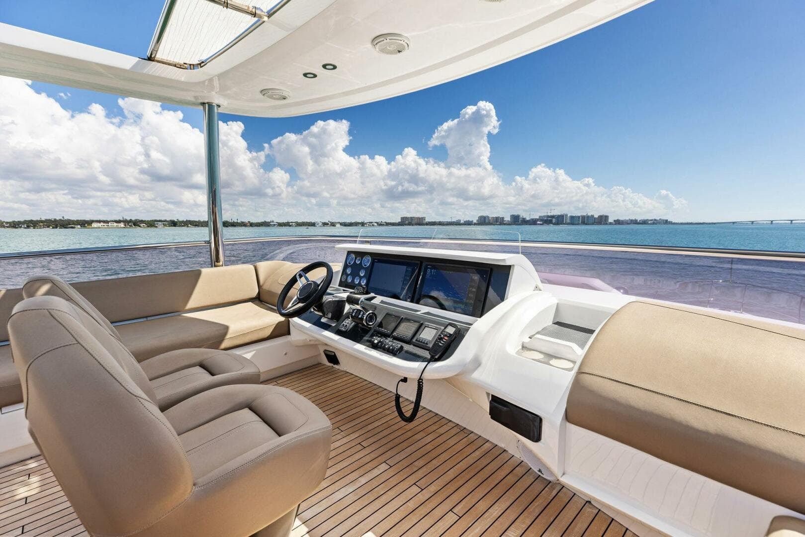 2018 Princess Y75 Motor Yacht