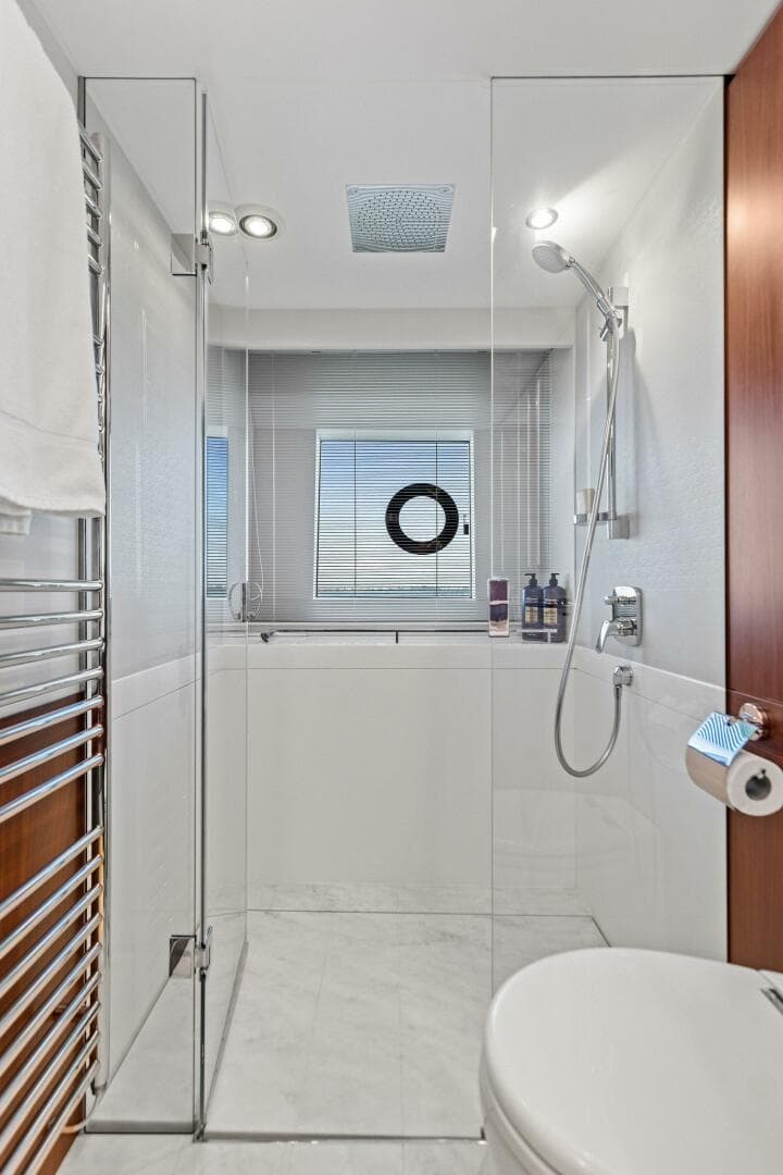 2018 Princess Y75 Motor Yacht