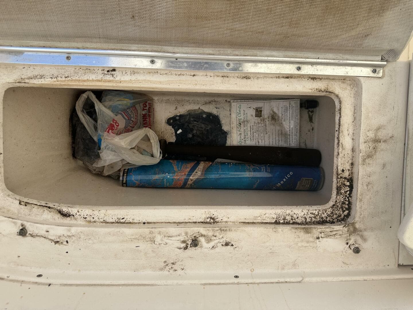 1994 Intrepid 376 Walkaround