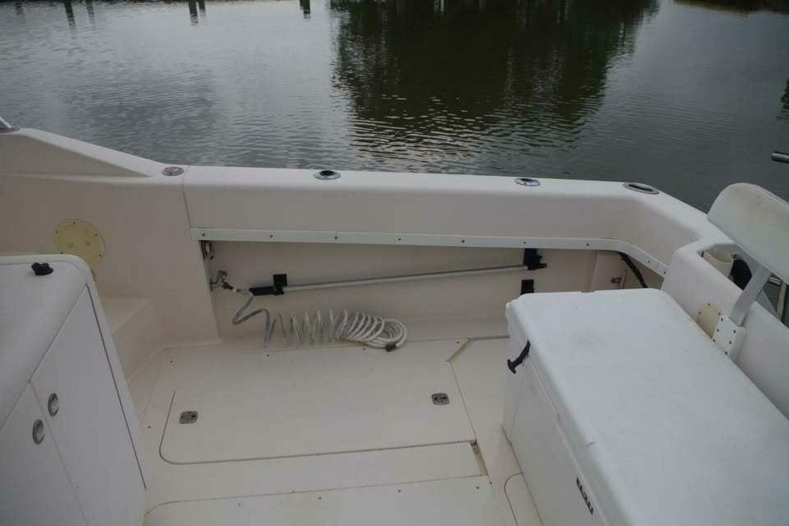 1994 Intrepid 376 Walkaround