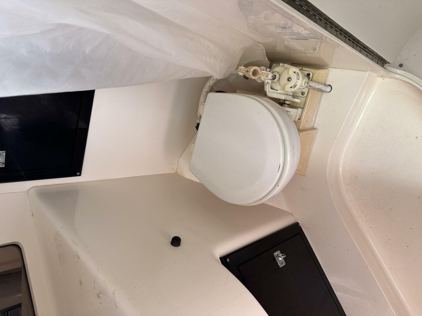 1994 Intrepid 376 Walkaround