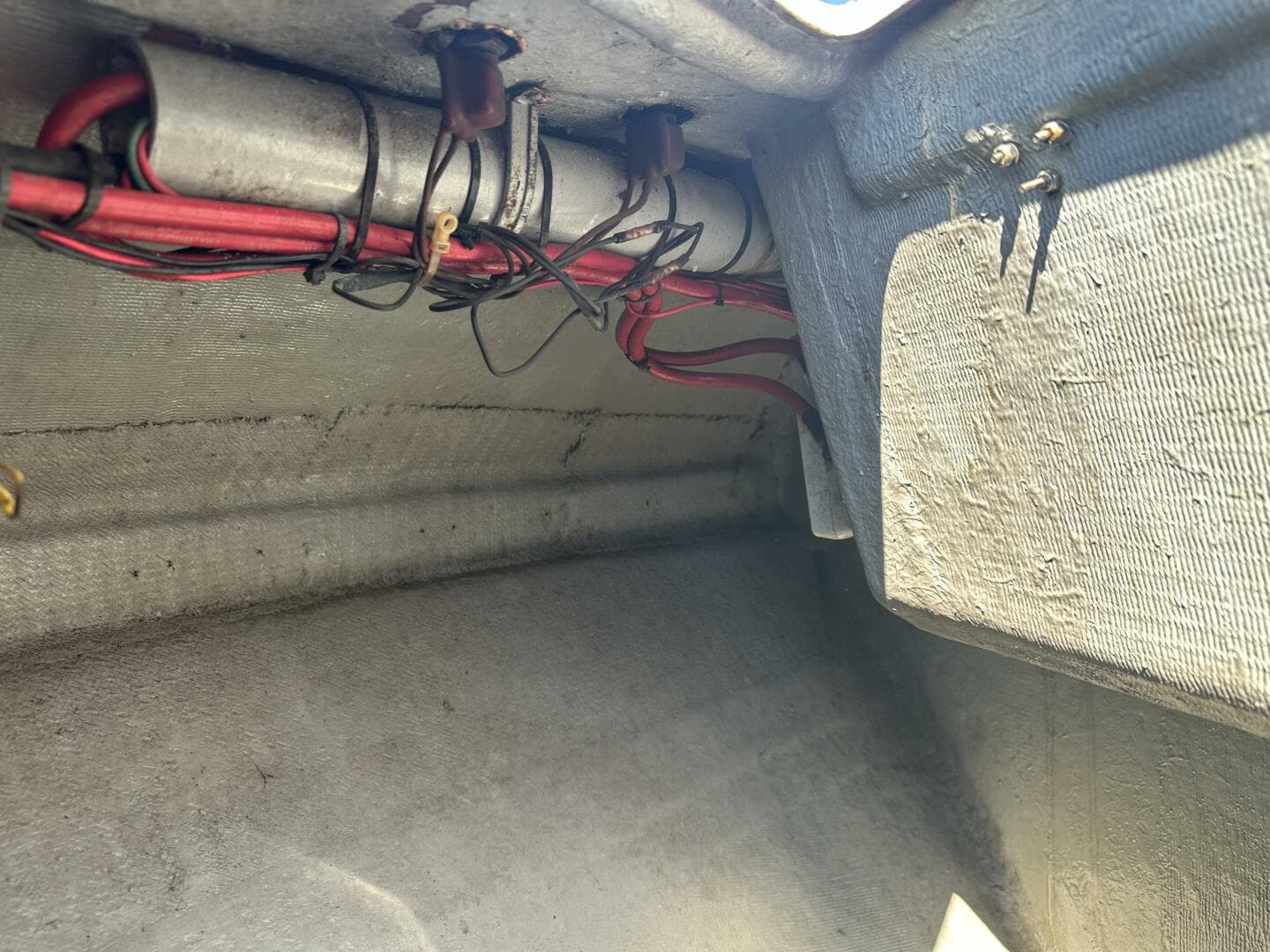 1994 Intrepid 376 Walkaround