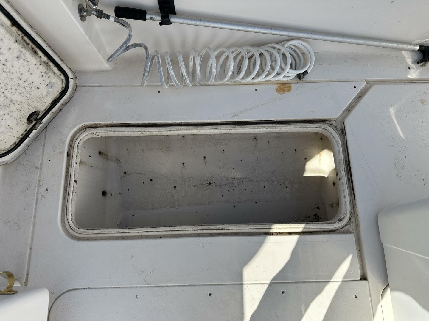 1994 Intrepid 376 Walkaround