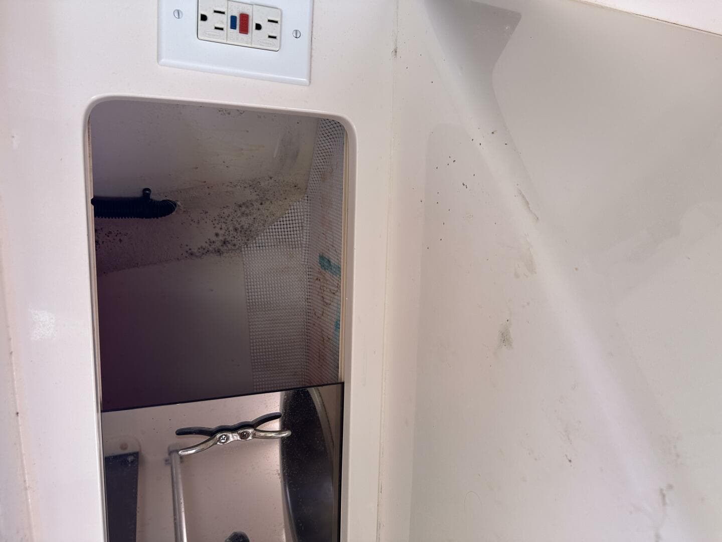 1994 Intrepid 376 Walkaround