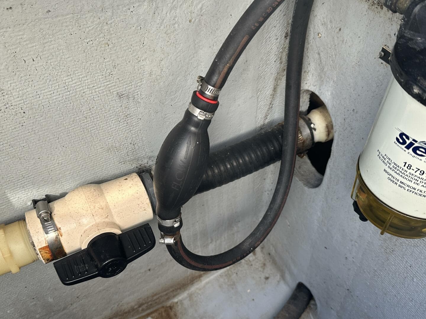 1994 Intrepid 376 Walkaround