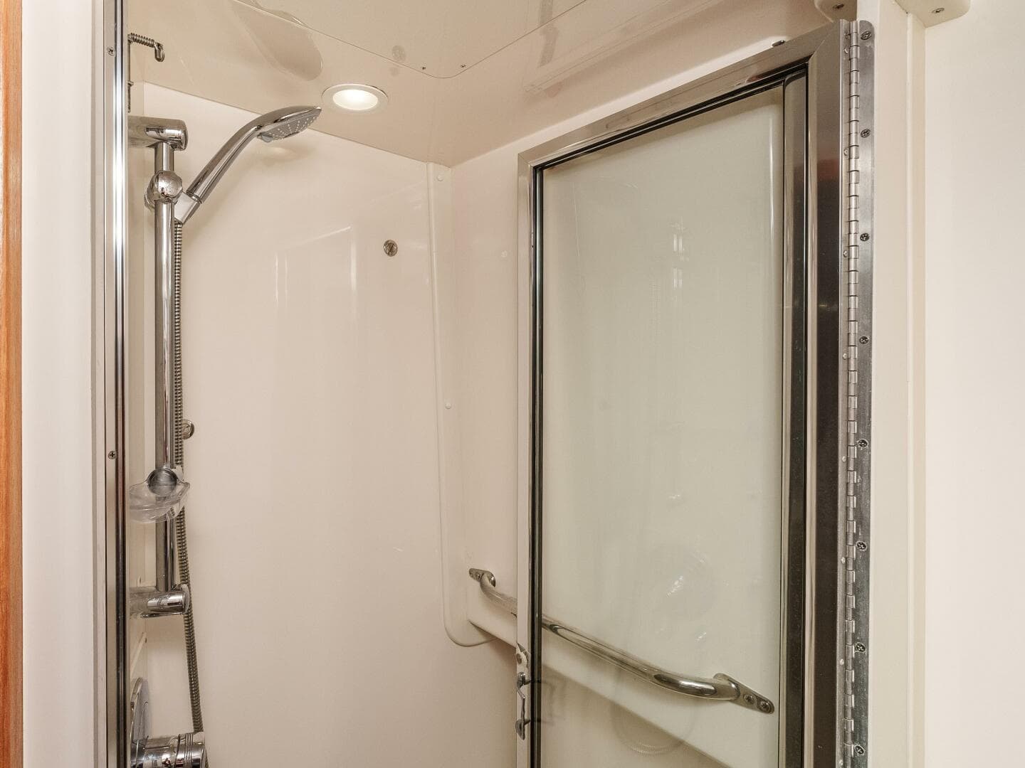 2008 Cabo 38 Express SHOW TIME 