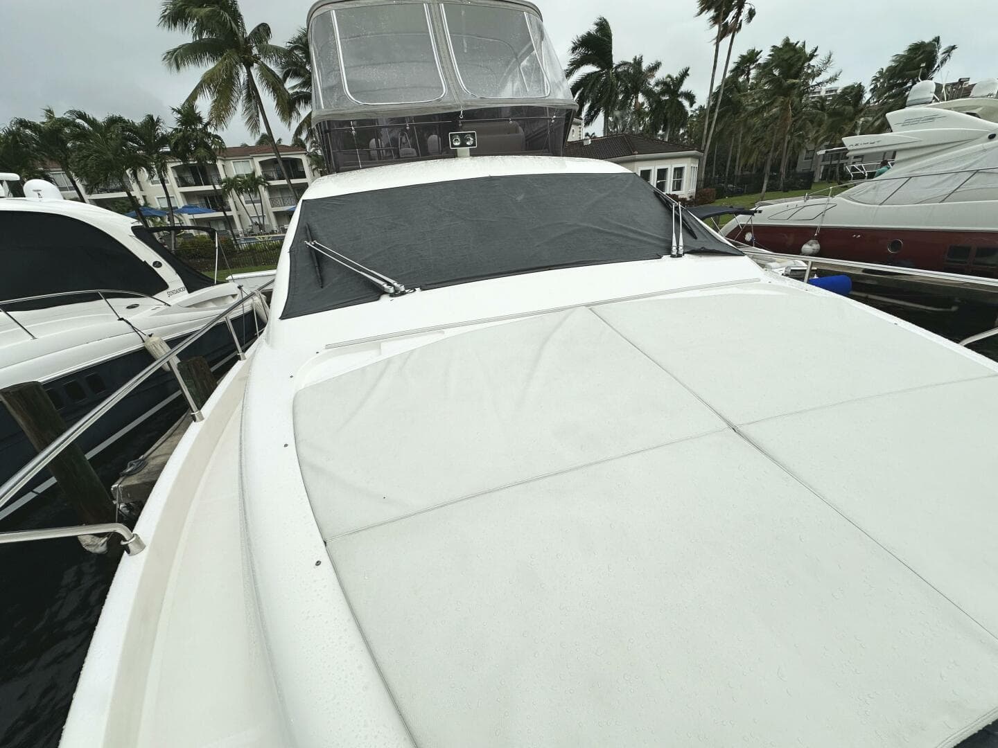 2014 Ferretti Yachts 530