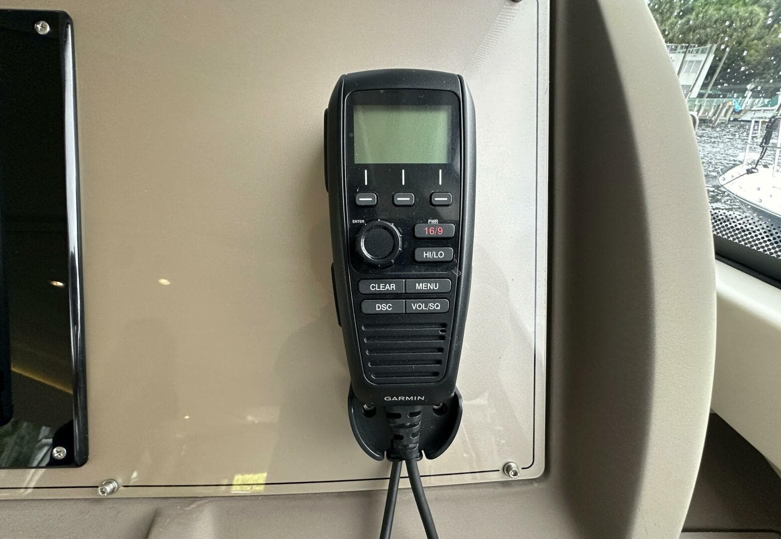 2014 Ferretti Yachts 530