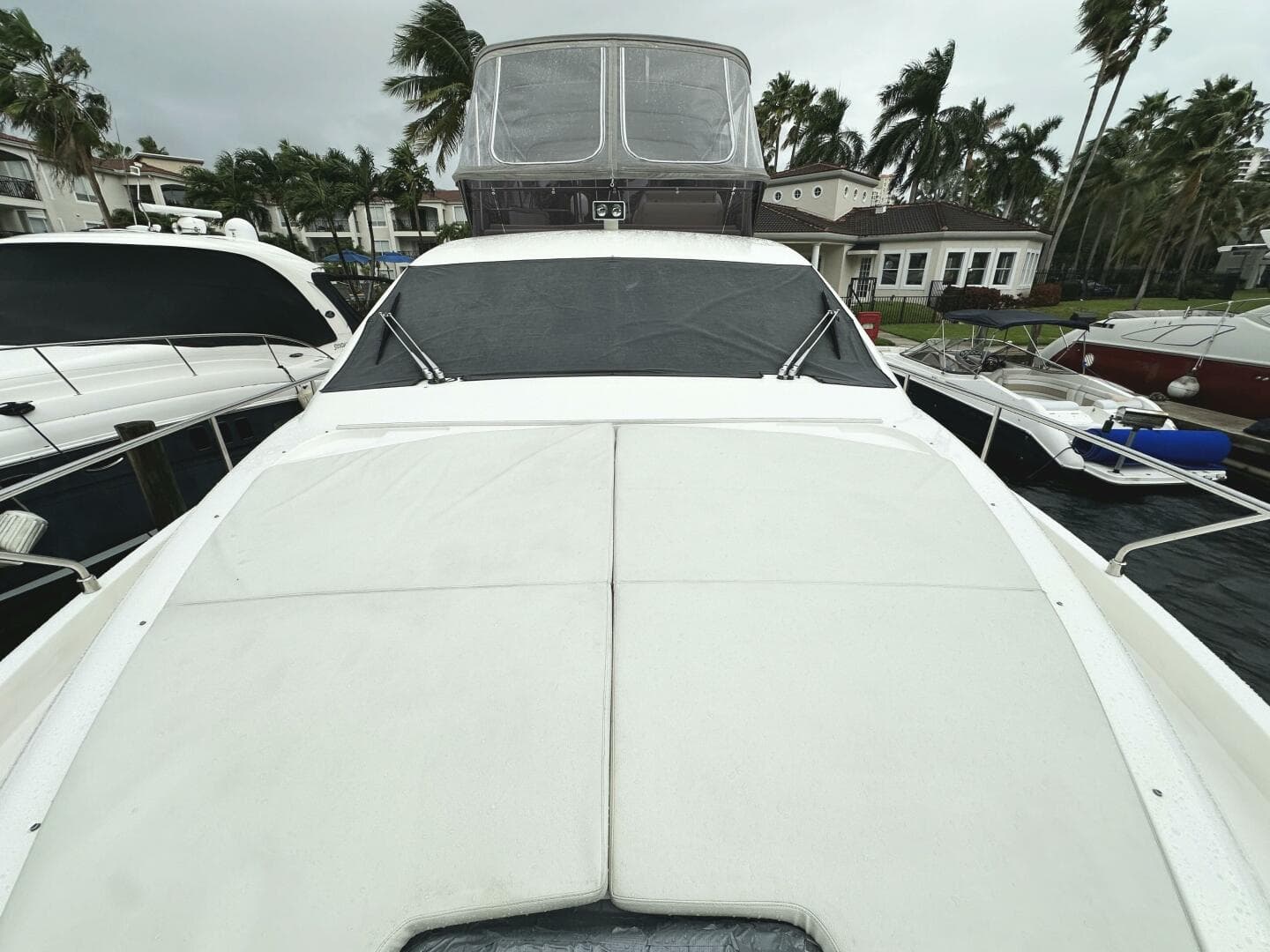 2014 Ferretti Yachts 530