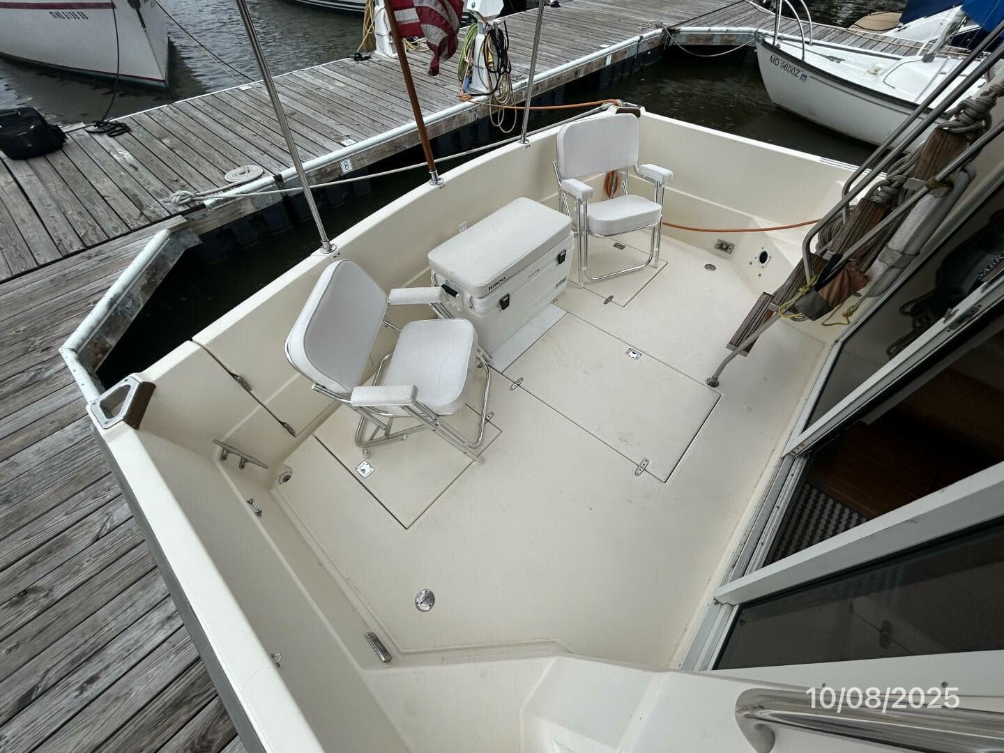 34' Sabreline cockpit2