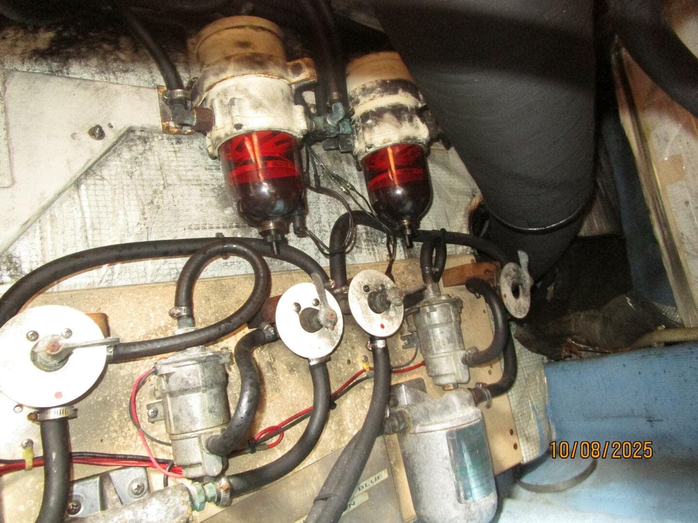 34' Sabreline Racor fuel filters