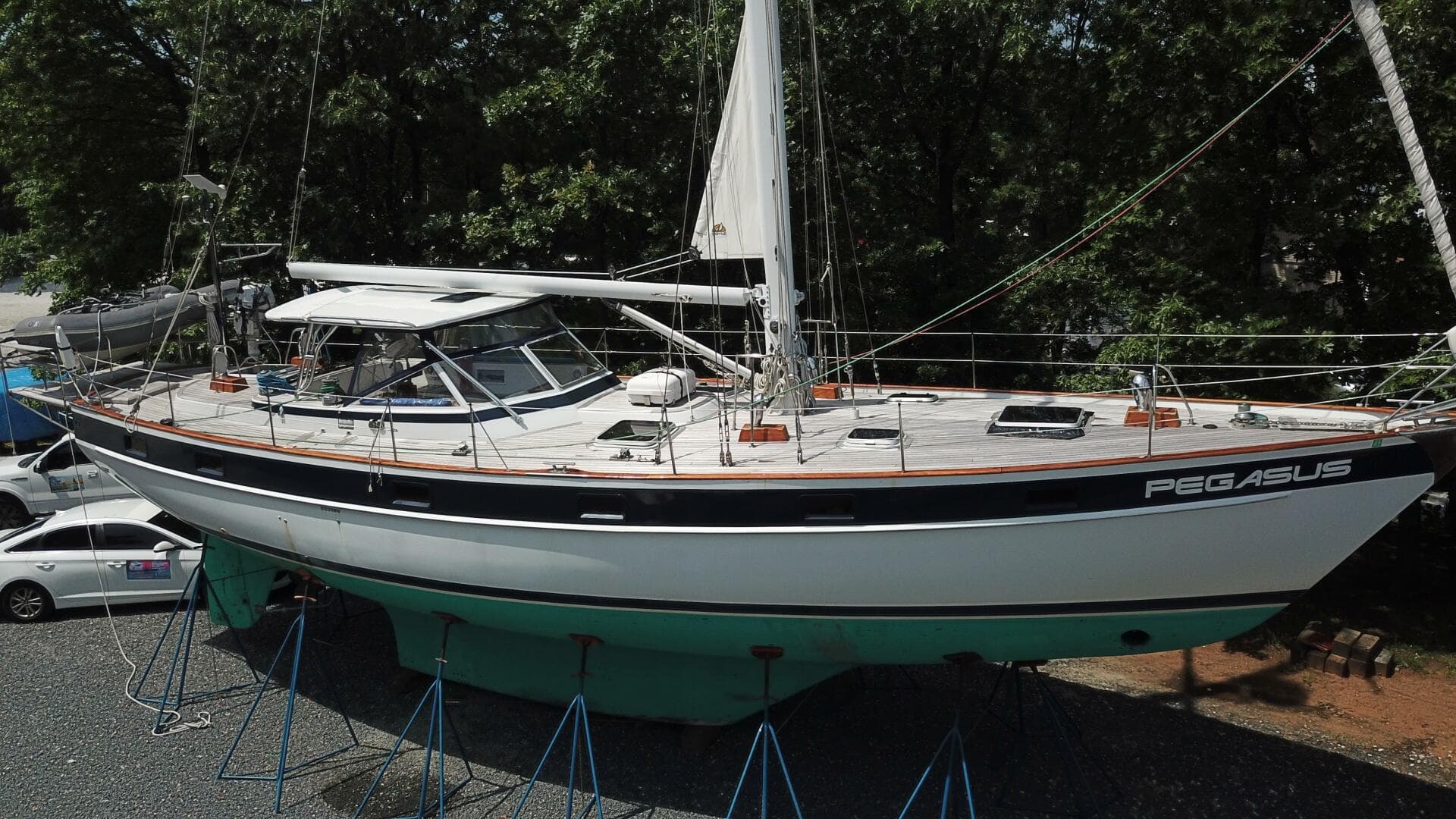 1984 Hallberg-Rassy 