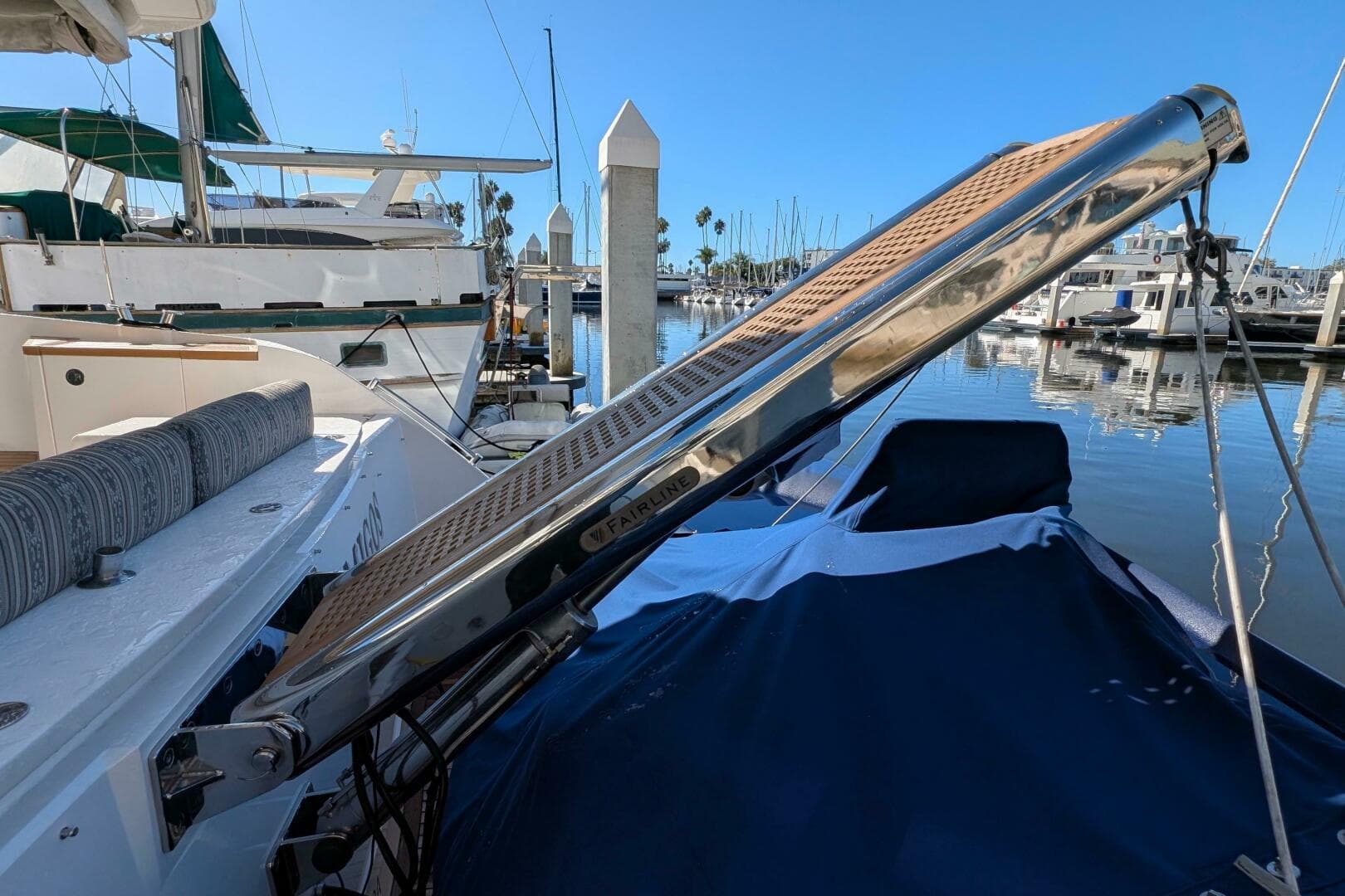 2010 Fairline Squadron