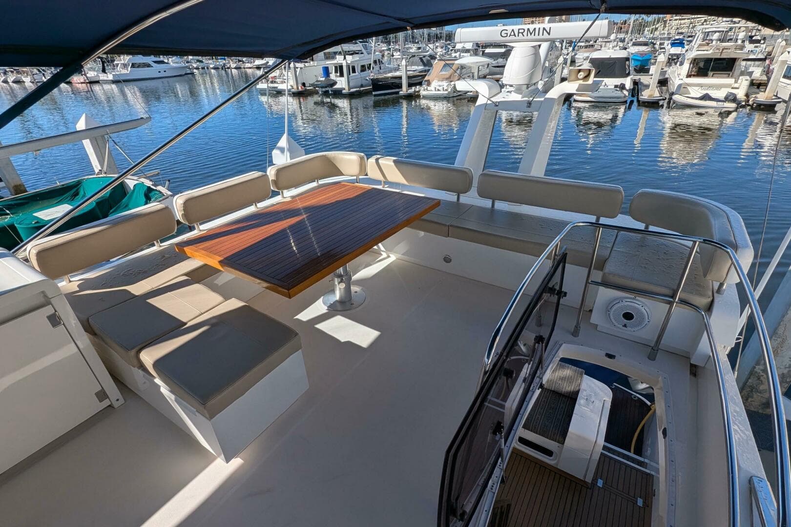 2010 Fairline Squadron