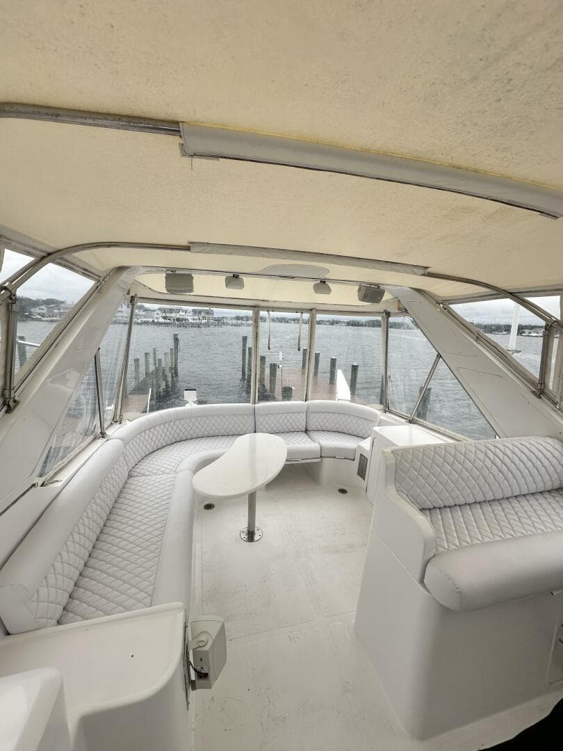 2002 McKinna 57 Pilothouse