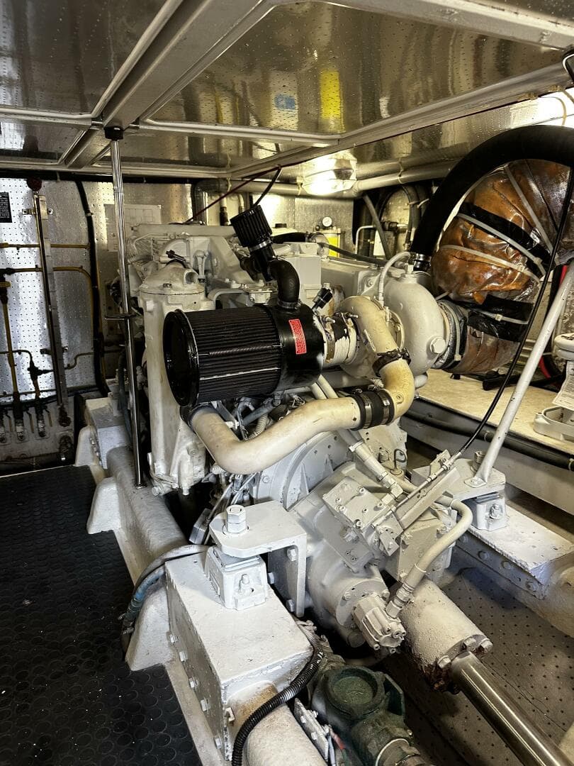 2002 McKinna 57 Pilothouse