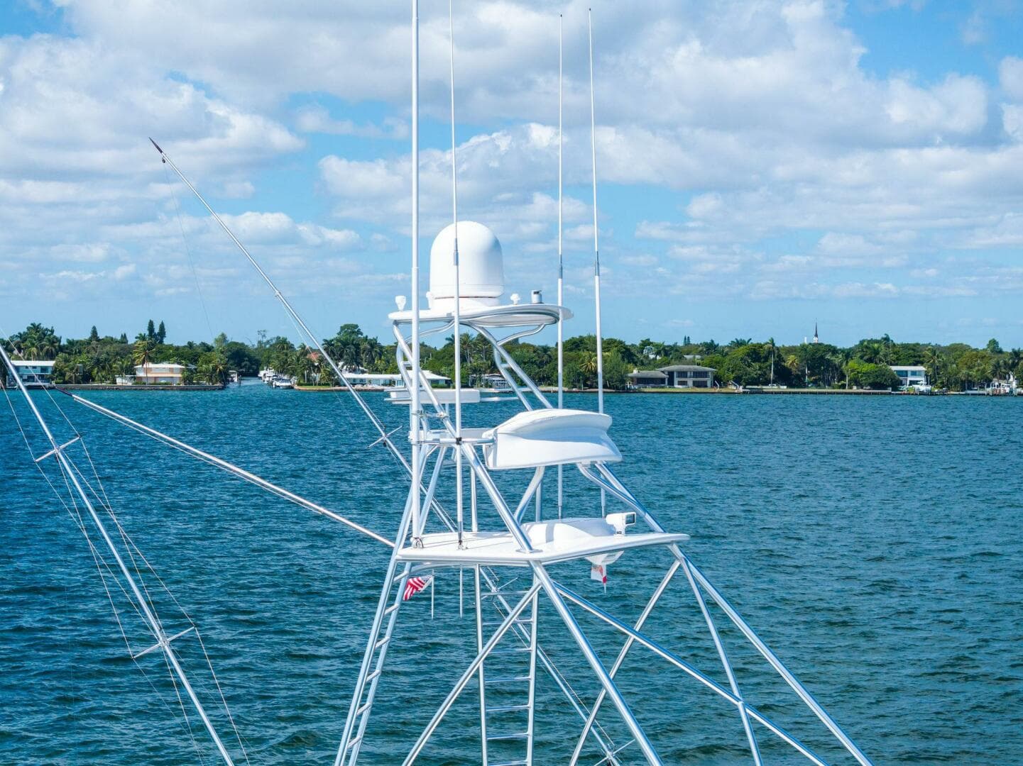 2012 82 Viking Convertible - Lady Di