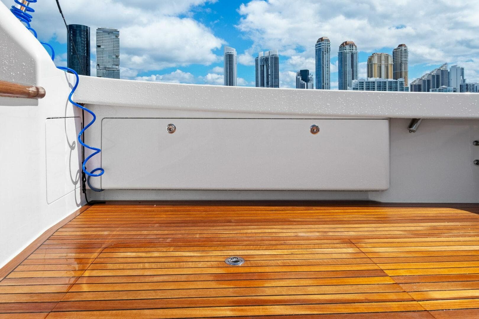 2012 82 Viking Convertible - Lady Di