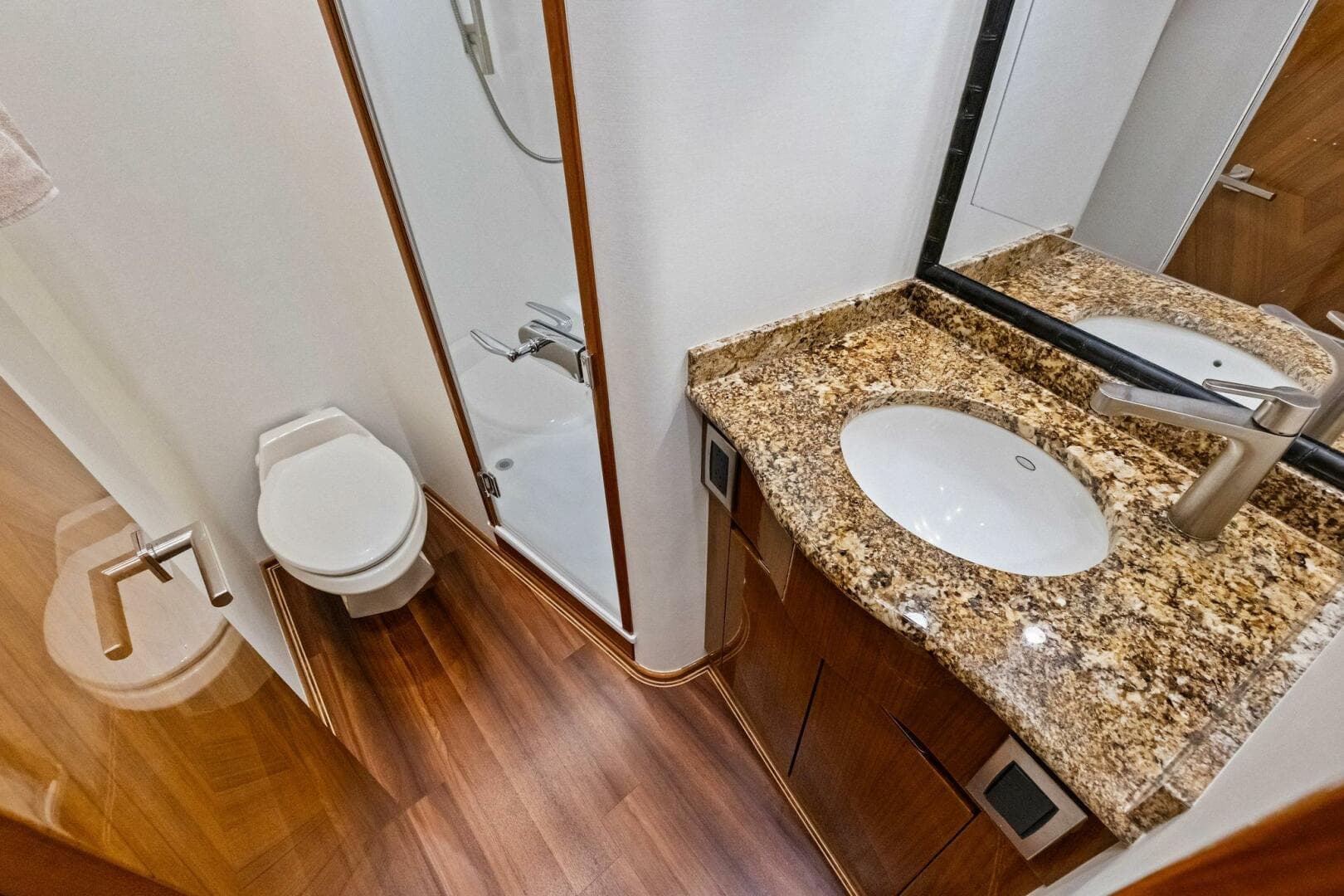 2012 82 Viking Convertible - Lady Di