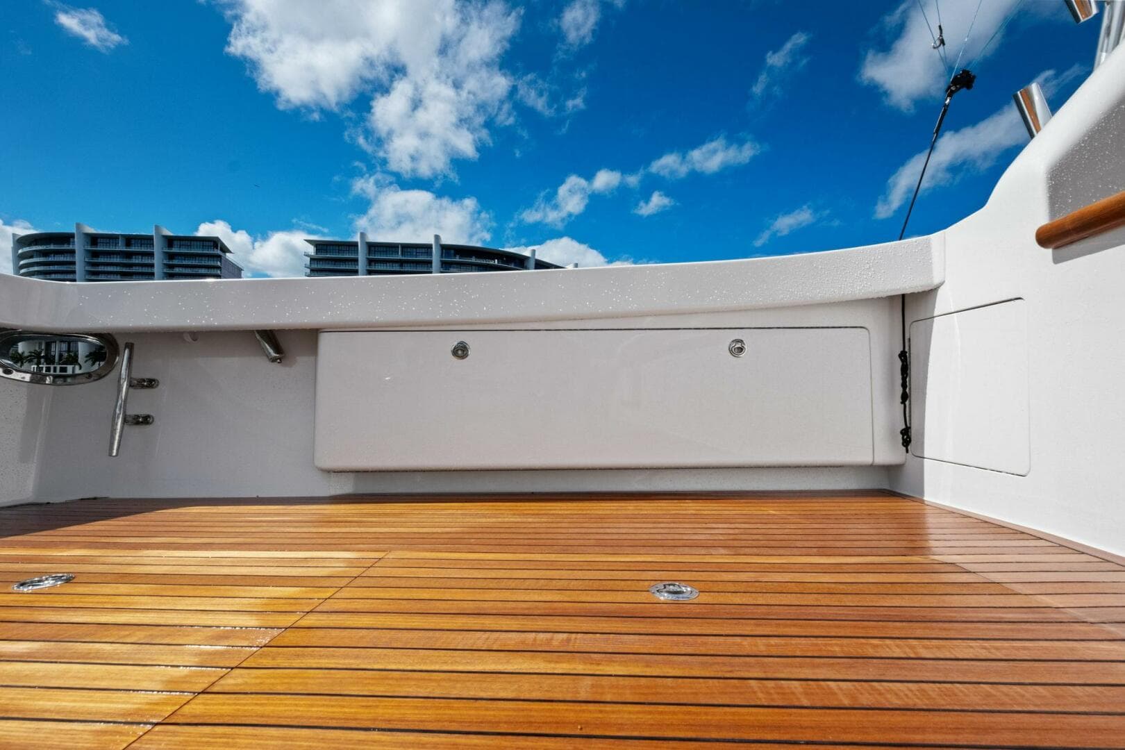 2012 82 Viking Convertible - Lady Di