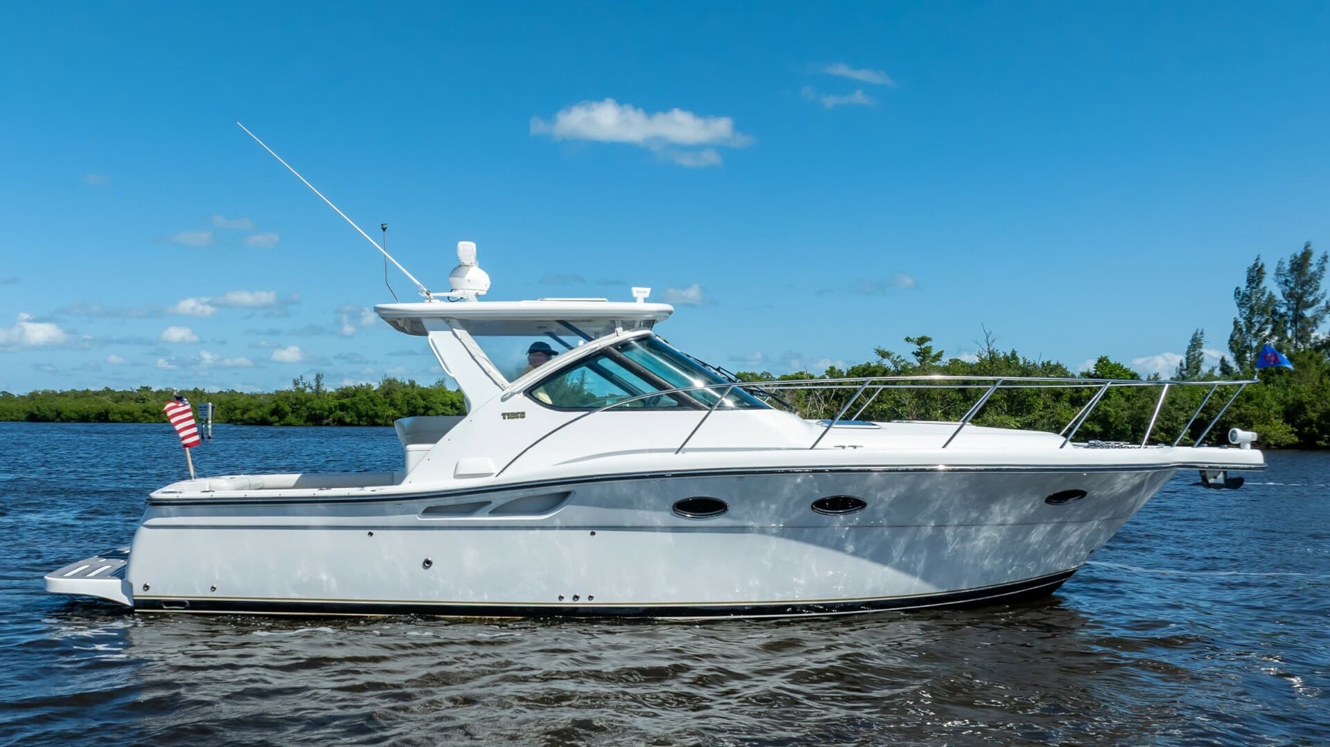 2005 Tiara Yachts 3200 Open