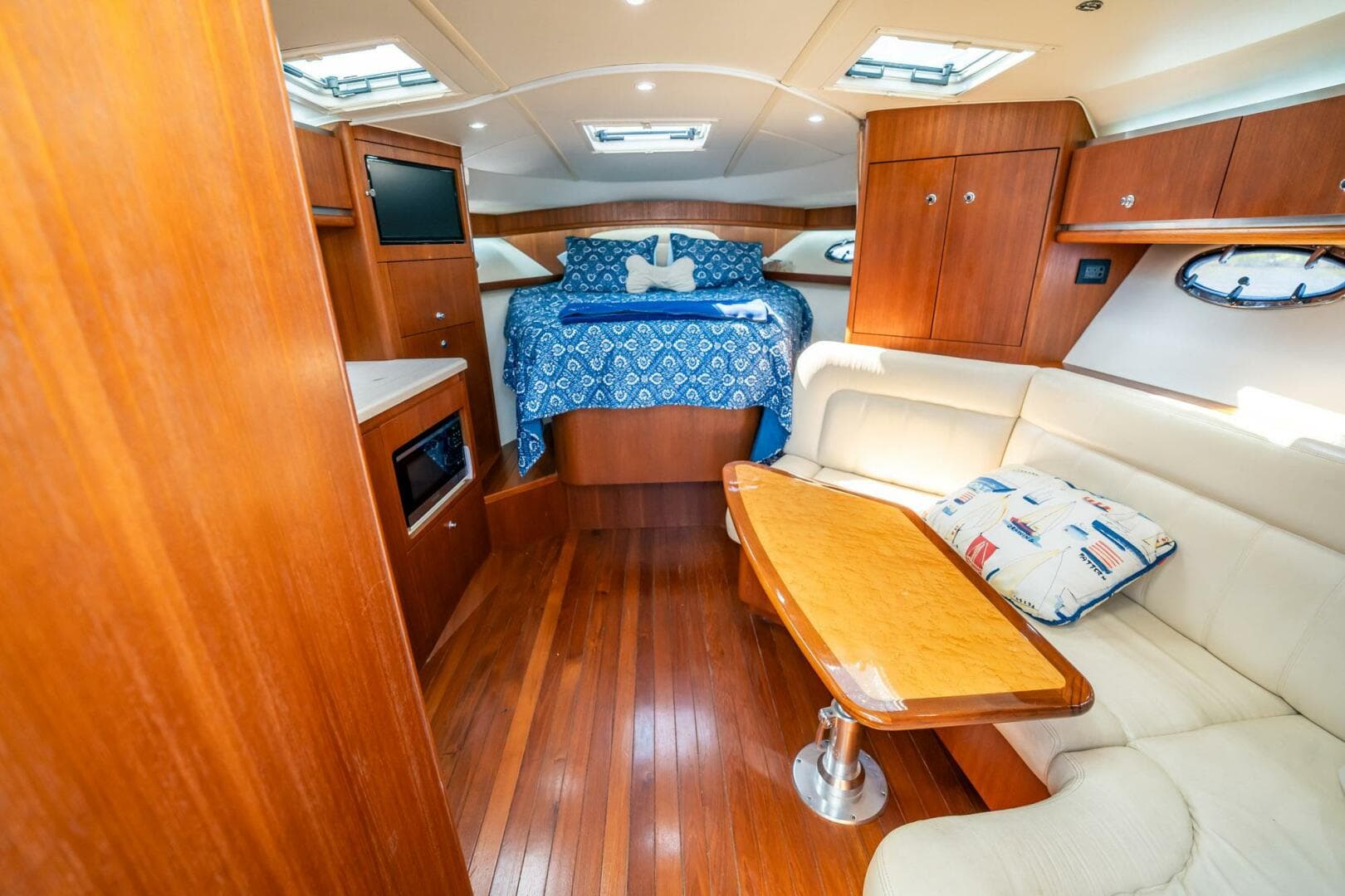 2005 Tiara Yachts 3200 Open