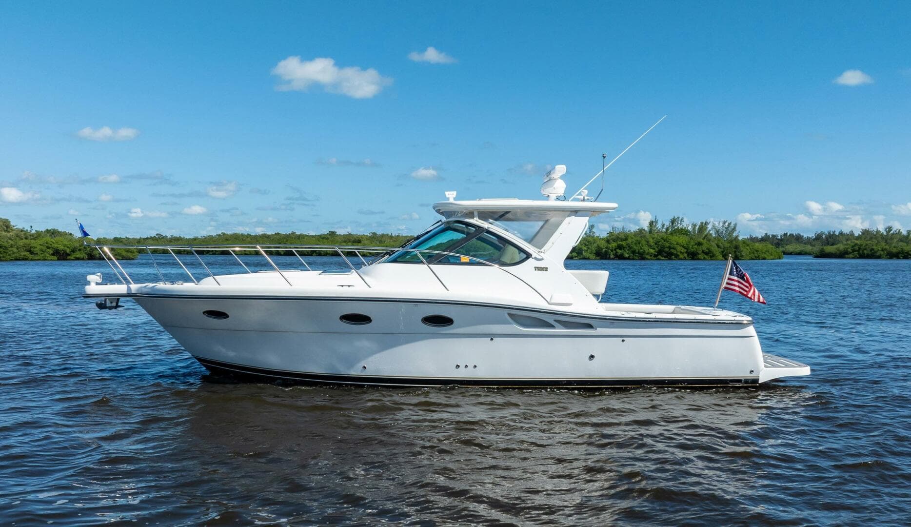 2005 Tiara Yachts 3200 Open