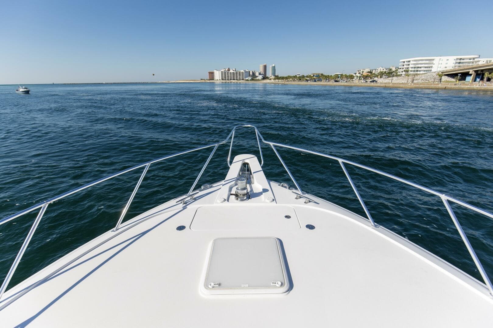 2008 60 Hatteras Blacksmith Bow (1)