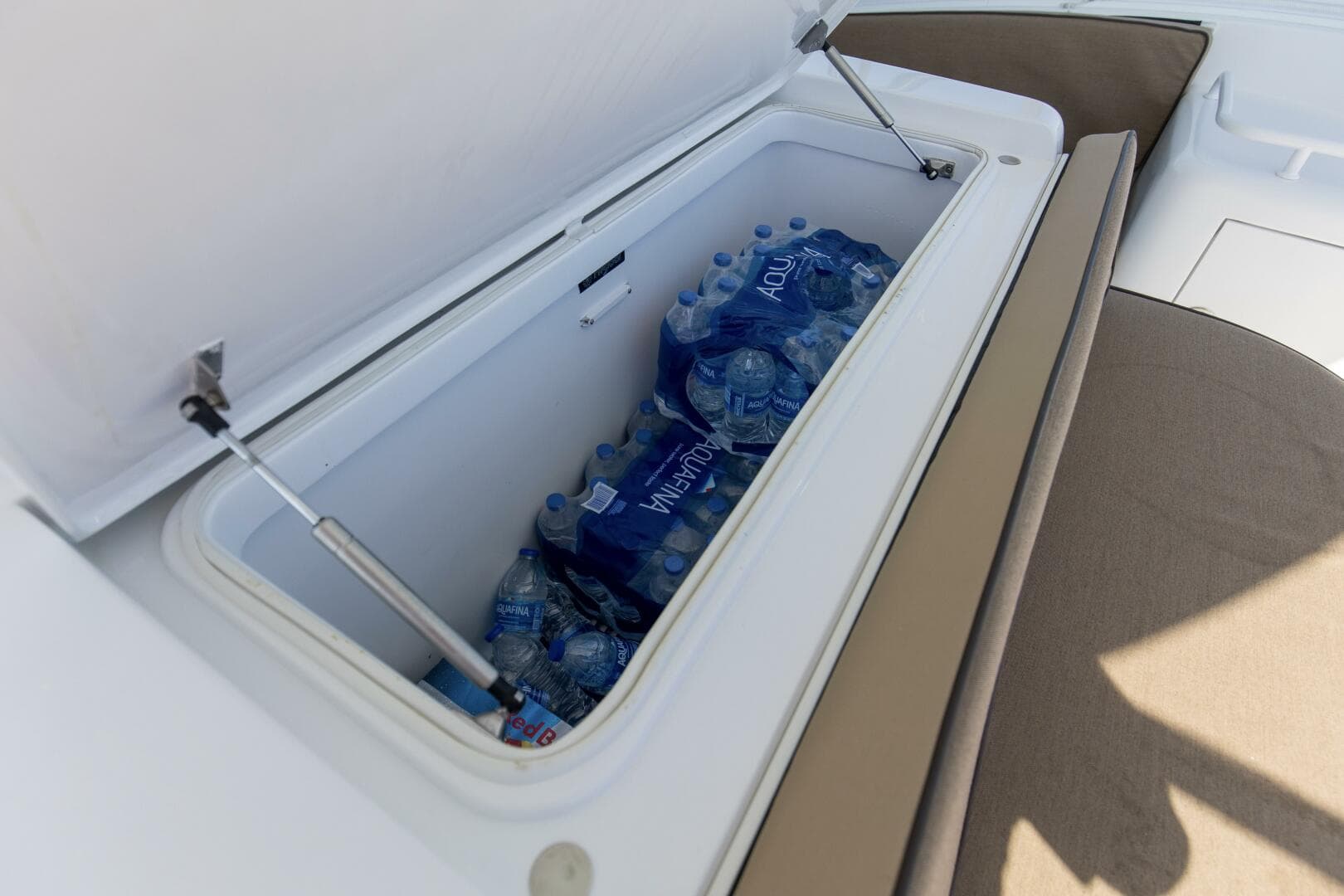 2008 60 Hatteras Blacksmith Bridge (7)