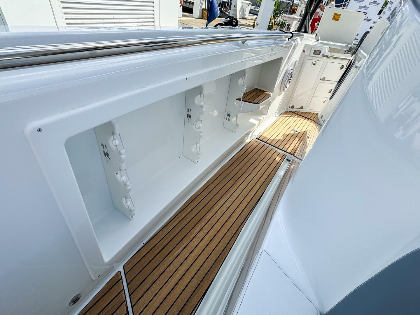 2026 Wellcraft 38 T-Top