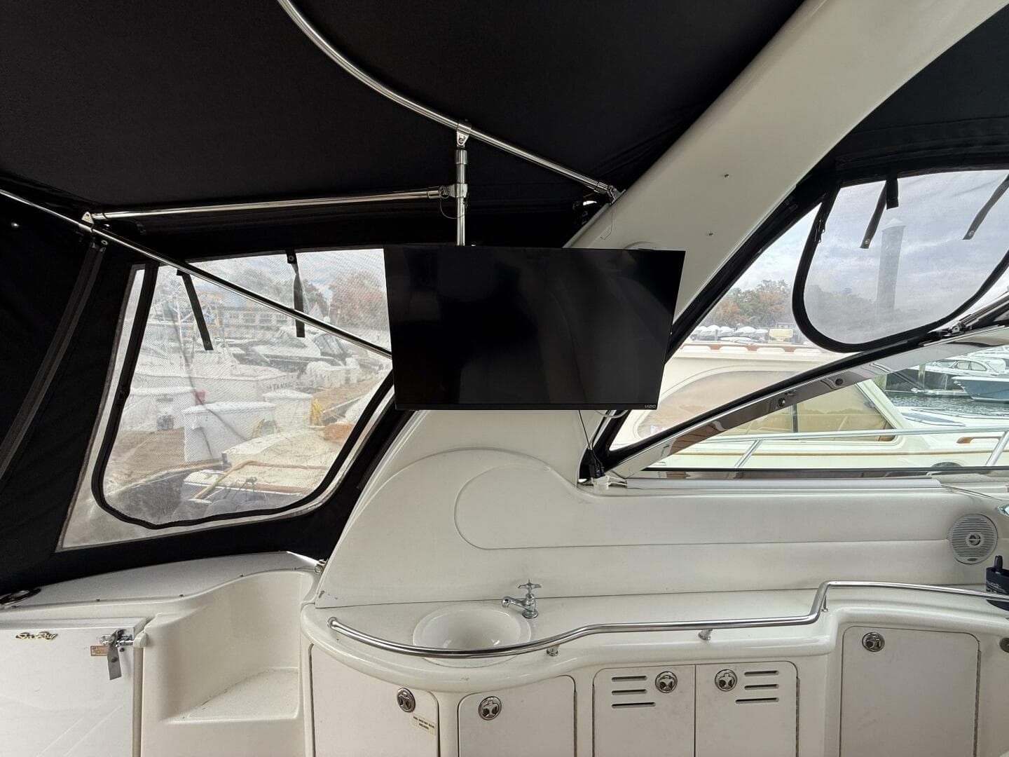 2001 Sea Ray 410 Sundancer