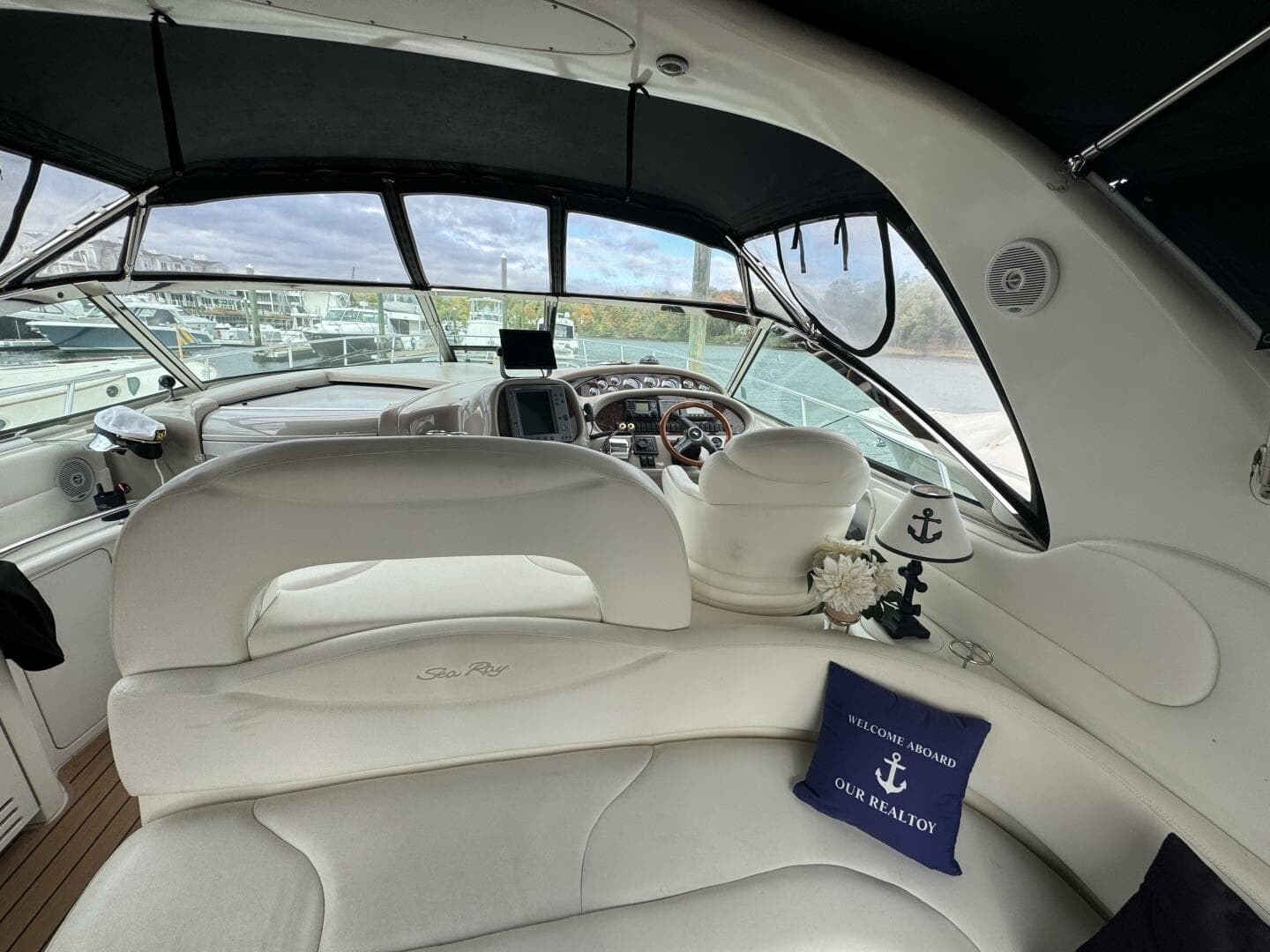 2001 Sea Ray 410 Sundancer