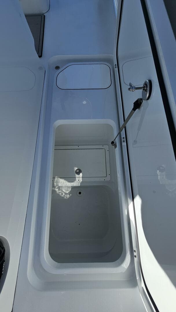 2025 Costa Custom 34SV