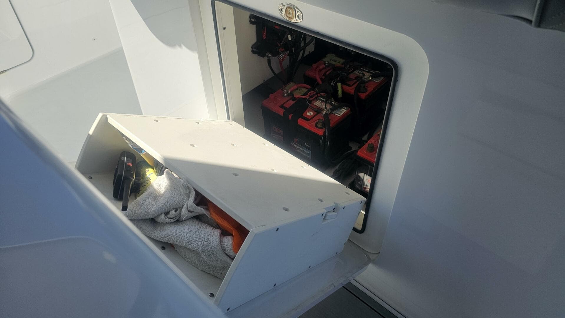 2025 Costa Custom 34SV