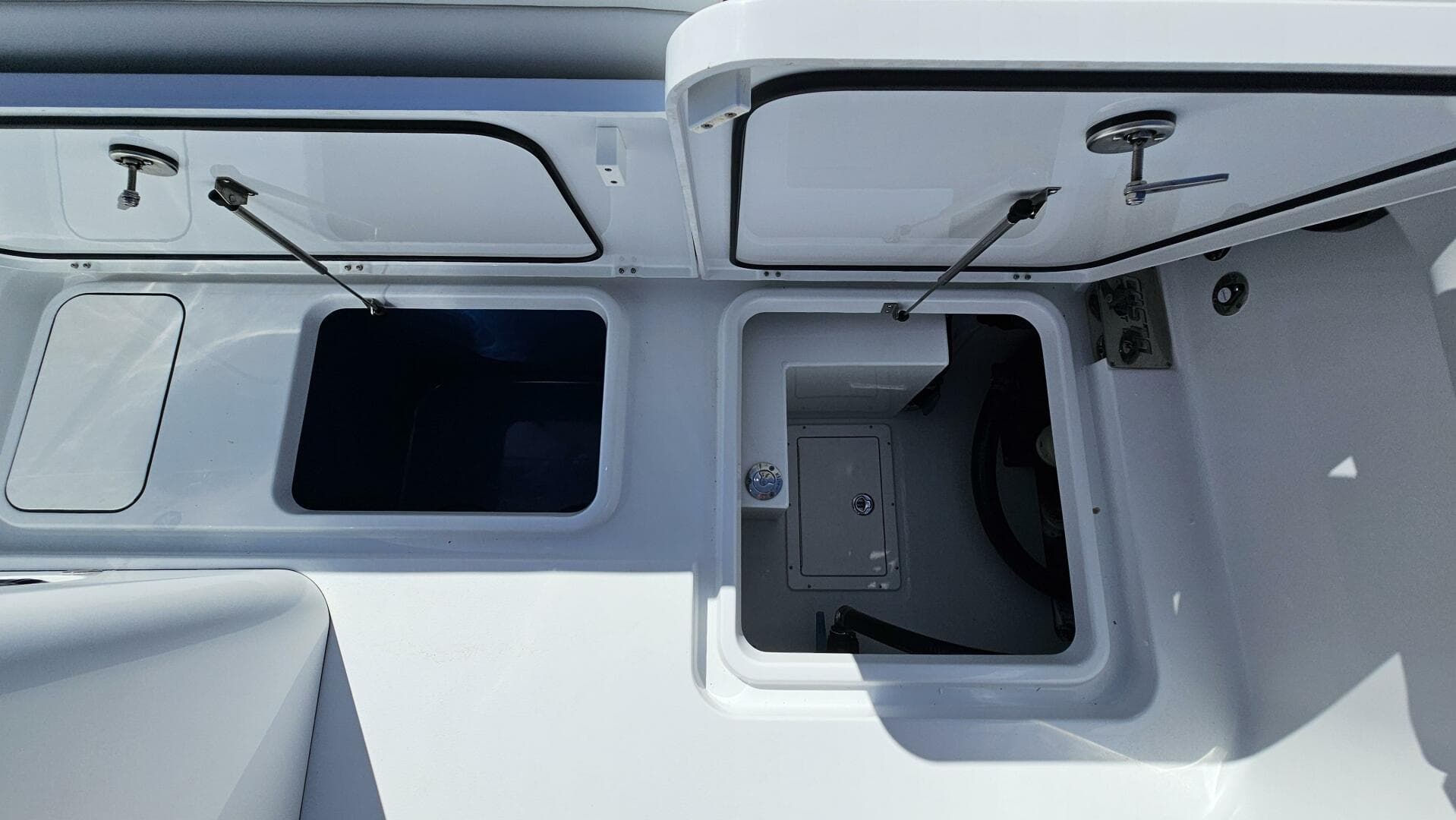 2025 Costa Custom 34SV