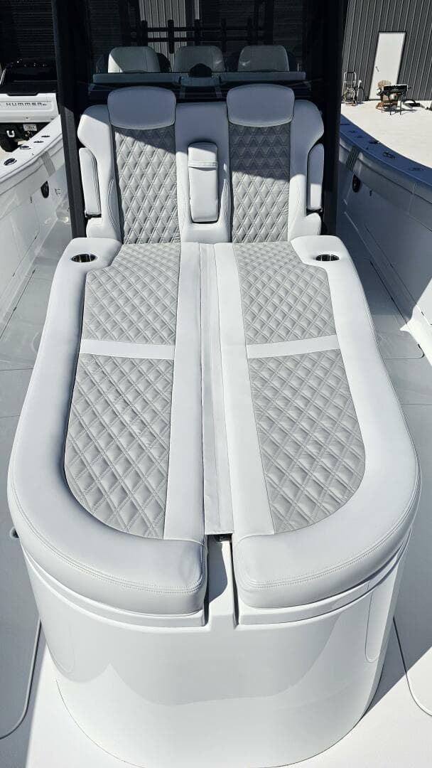 2025 Costa Custom 34SV