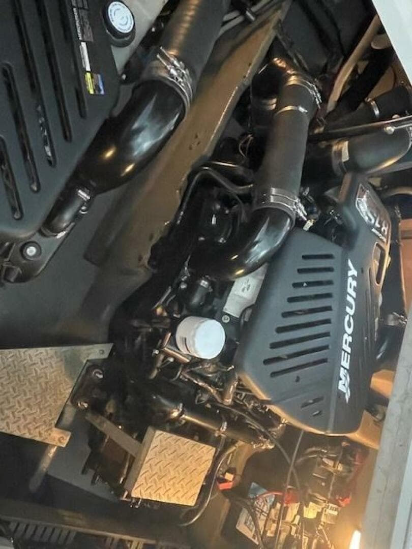 1998 Sea Ray 370 Sundancer