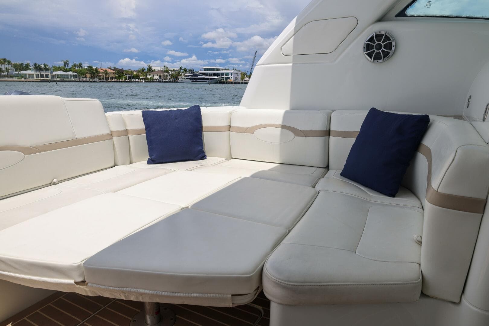 2013 Formula 45 Yacht