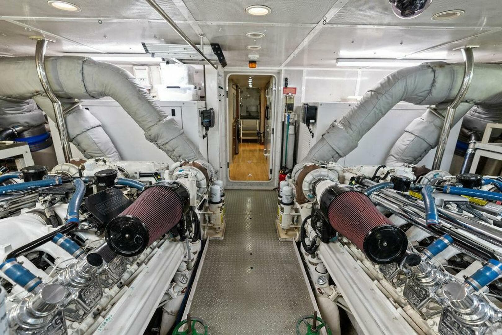 2001 West Bay 103 Sonship