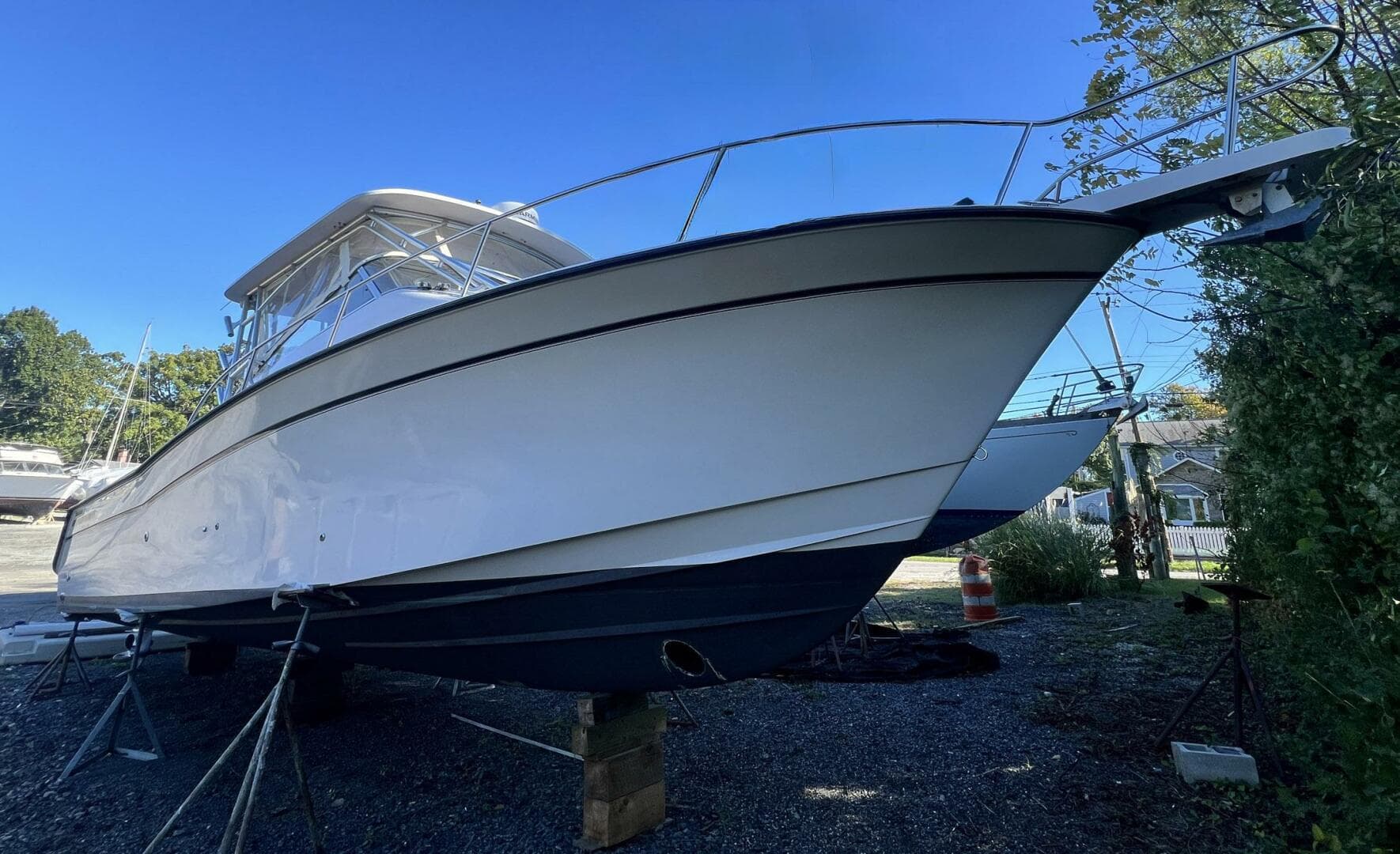 2004 Grady-White Express 330