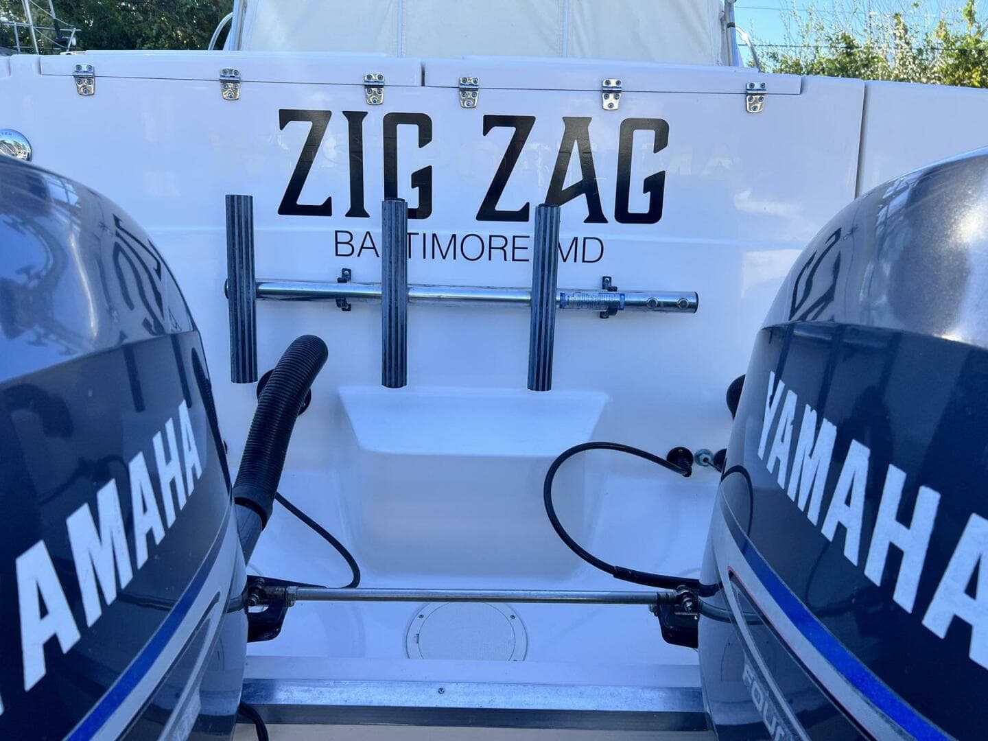 2004 Grady-White Express 330