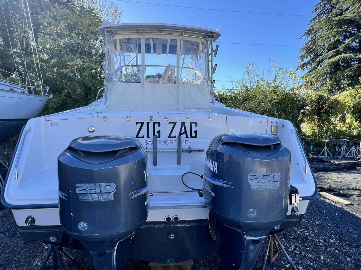 2004 Grady-White Express 330