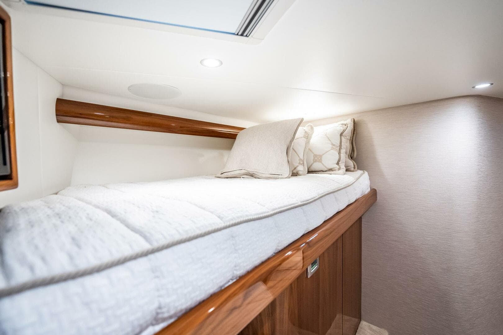 2021 Viking 54 Viking