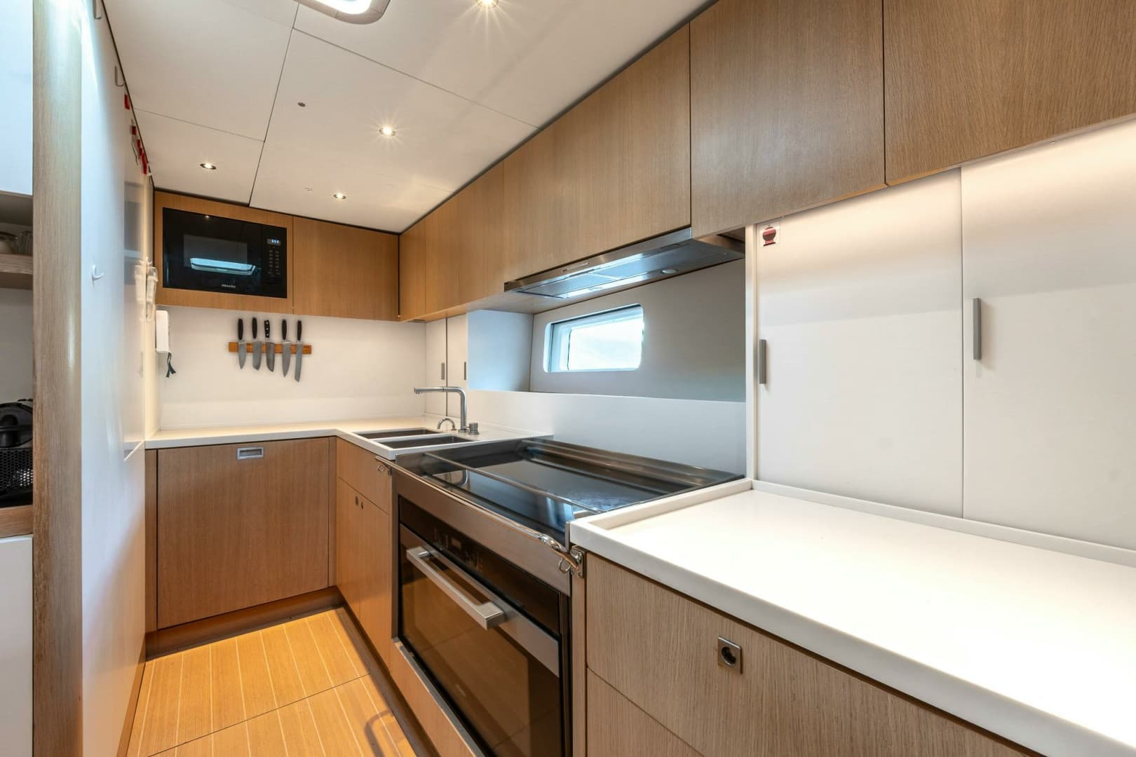2021 Nautor Swan Swan 98